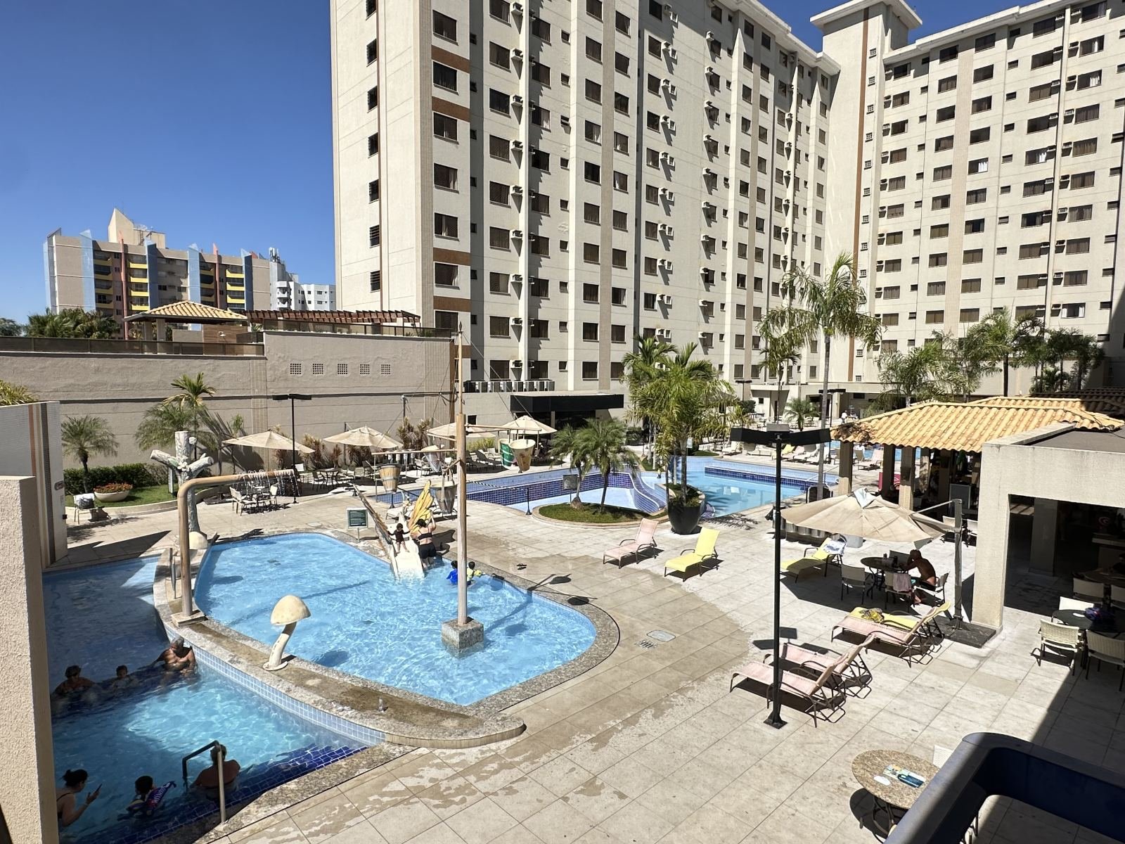 BOULEVARD SUITE HOTEL em CALDAS NOVAS - GO – condomínio para aluguel por temporada