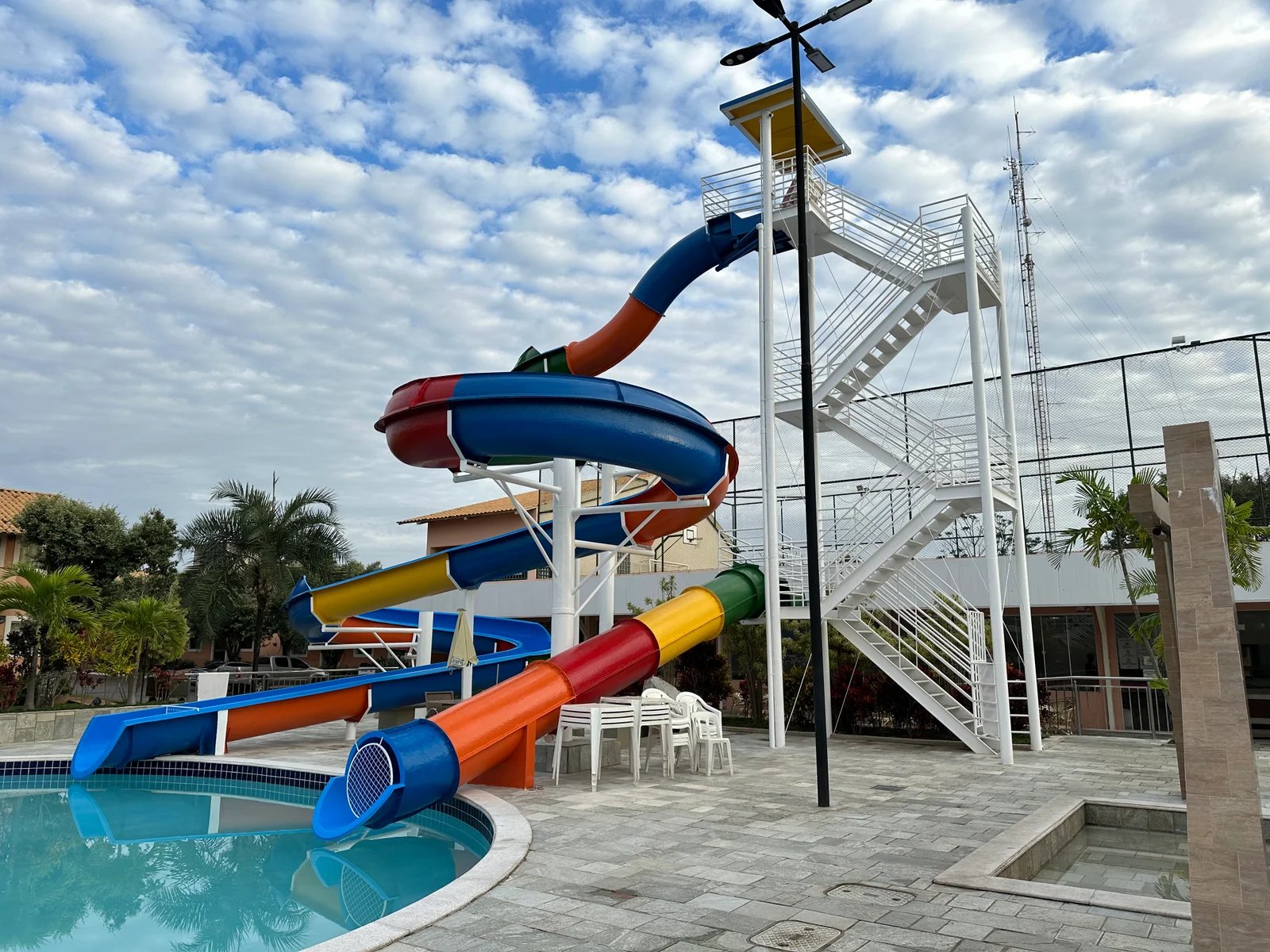 DIROMA FIORI em CALDAS NOVAS - GO – condomínio para aluguel por temporada