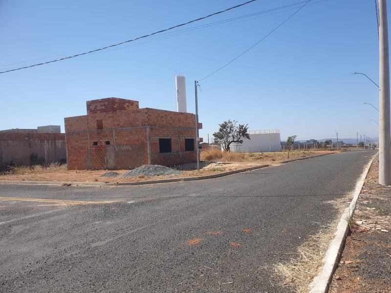 Foto /fotos/cr/imoveis/010-L0001/fotos/010-L0001(20250922191917).jpeg