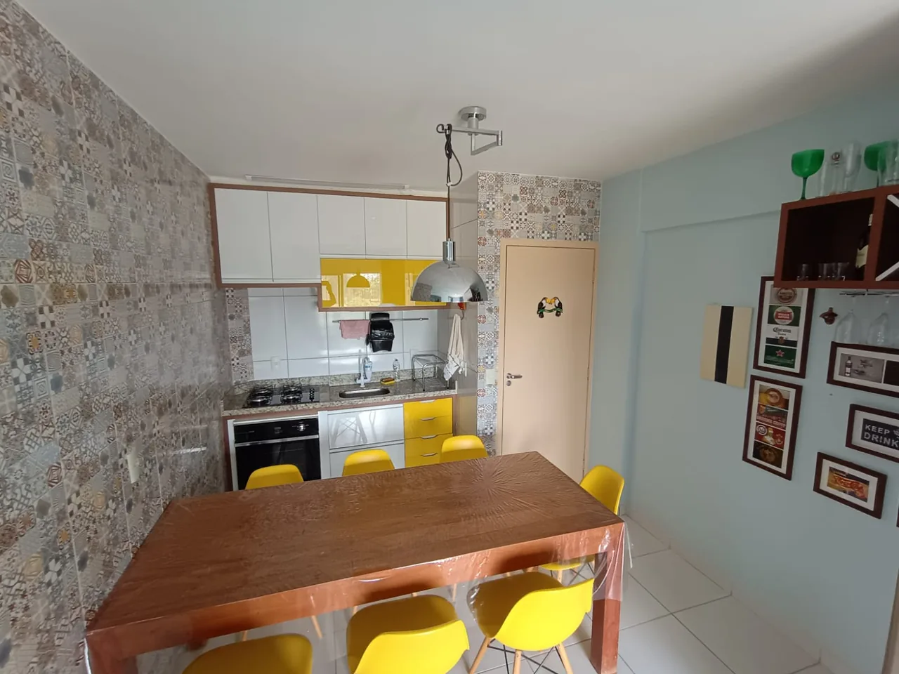 Apartamento de 2 Quartos no Lagoa Quente Flat Service em Caldas Novas