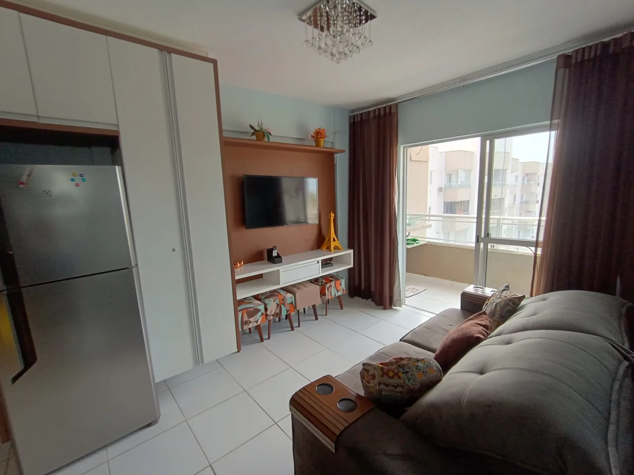 Apartamento de 2 Quartos no Lagoa Quente Flat Service em Caldas Novas
