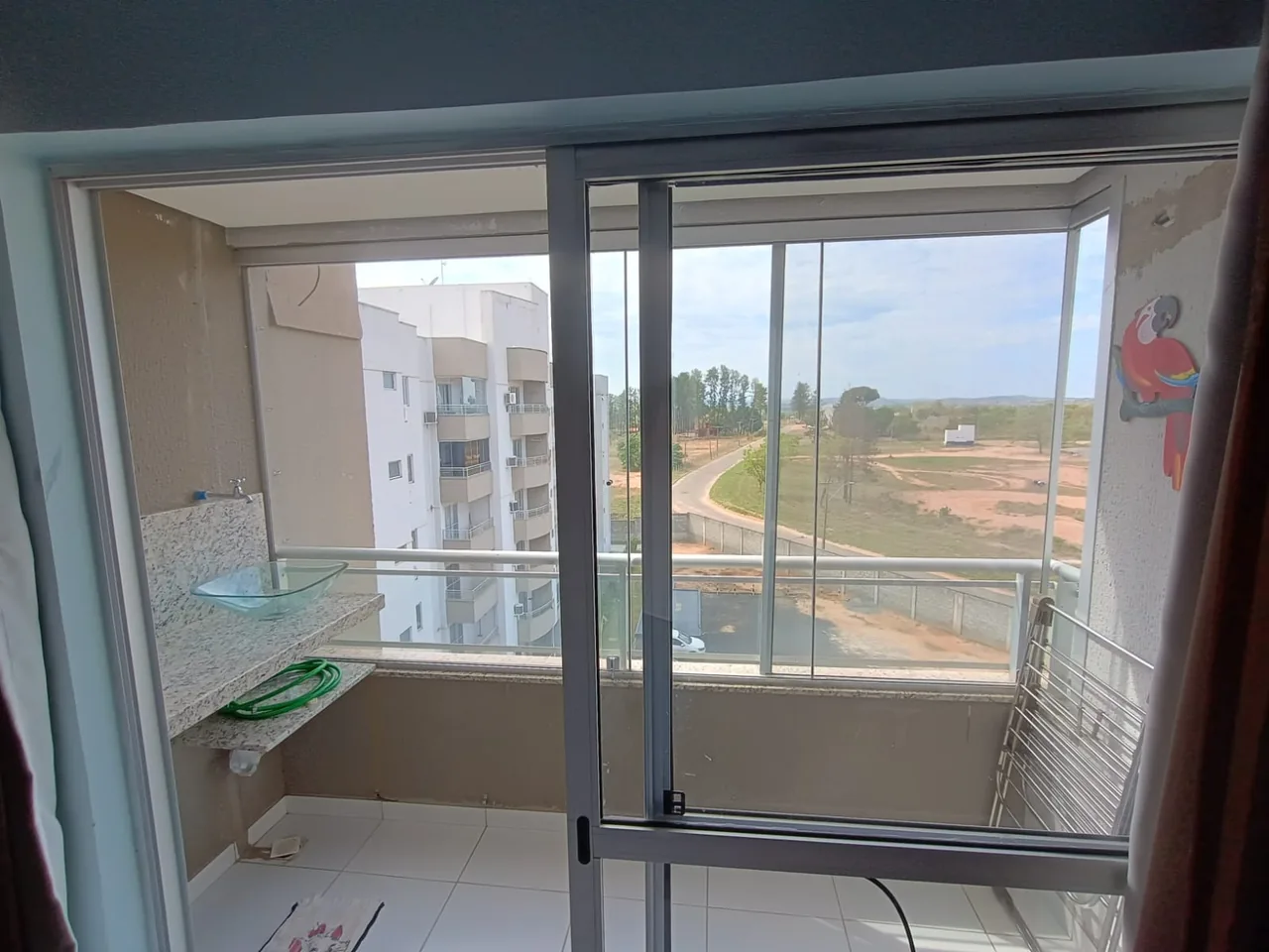 Apartamento de 2 Quartos no Lagoa Quente Flat Service em Caldas Novas
